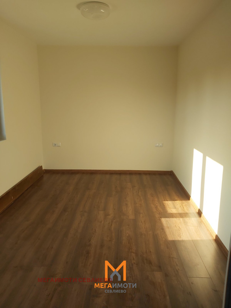 För uthyrning  Hus region Gabrovo , Sevlievo , 80 kvm | 29305170 - bild [8]