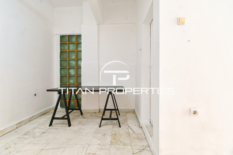 Издаје се  Схоп Софија , Центар , 30 м2 | 99746537 - слика [3]