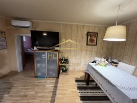3-стаен град Варна, Лятно кино Тракия 4