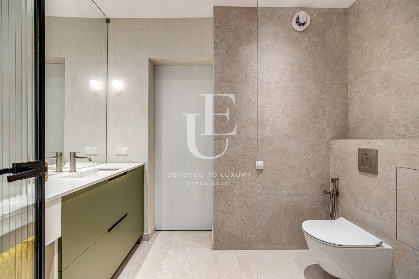 Дава под наем 2-СТАЕН, гр. София, Център, снимка 9 - Апартаменти - 53938202