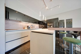    4- | Imot.bg    7