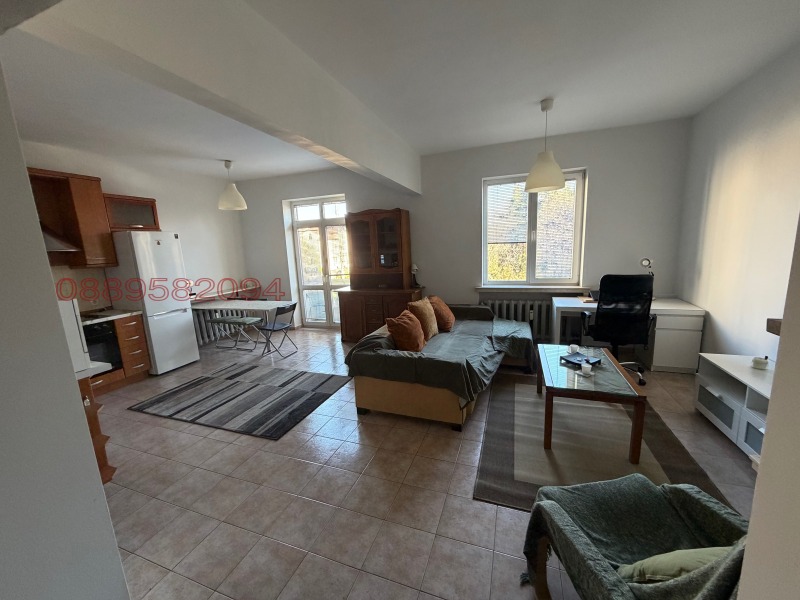 Дава под наем 2-СТАЕН, гр. София, Център