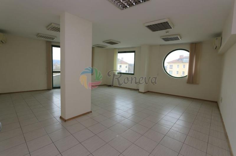 De inchiriat  Birou Varna , Țentâr , 100 mp | 93838379 - imagine [2]