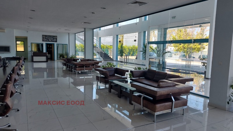 Da affittare  Negozio Plovdiv , Peshtersko shose , 1090 mq | 73933855 - Immagine [4]
