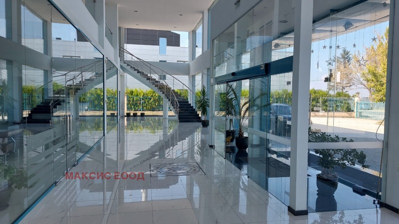 Da affittare  Negozio Plovdiv , Peshtersko shose , 1090 mq | 73933855 - Immagine [5]