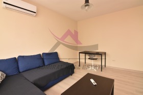 3 bedroom Sportna zala, Varna 1