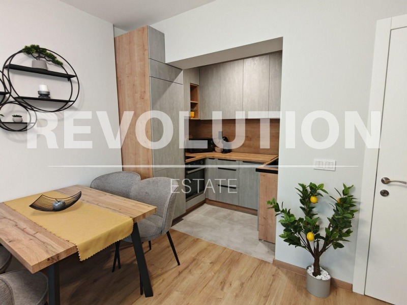 Дава под наем 2-СТАЕН, гр. Варна, Център, снимка 3 - Апартаменти - 53280131