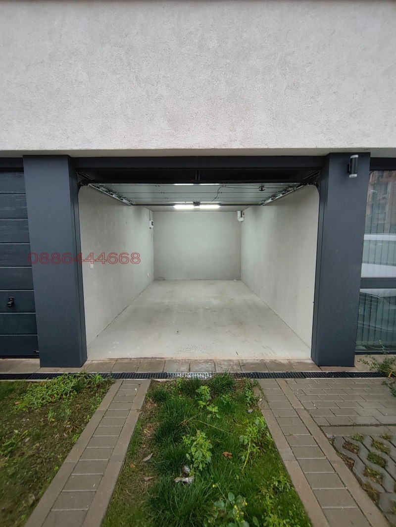 Дава под наем ГАРАЖ, ПАРКОМЯСТО, гр. София, Кръстова вада, снимка 2 - Гаражи и паркоместа - 52782264