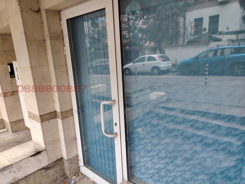 Дава под наем МАГАЗИН, гр. София, Център, снимка 8 - Магазини - 52780157