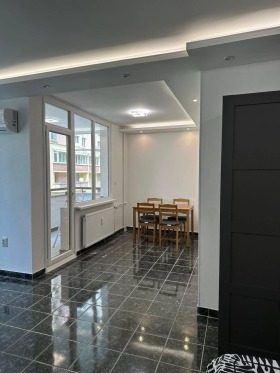 Studio Zona B-5, Sofia