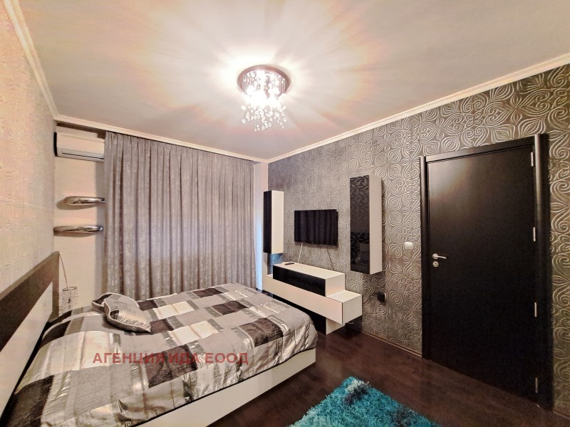 Дава под наем 3-СТАЕН, гр. София, Център, снимка 11 - Апартаменти - 53093150