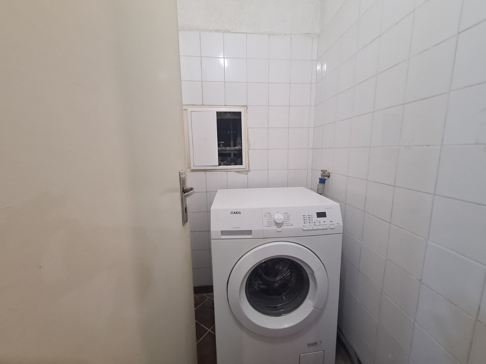 Дава под наем 4-СТАЕН, гр. София, Лагера, снимка 10 - Апартаменти - 55540939