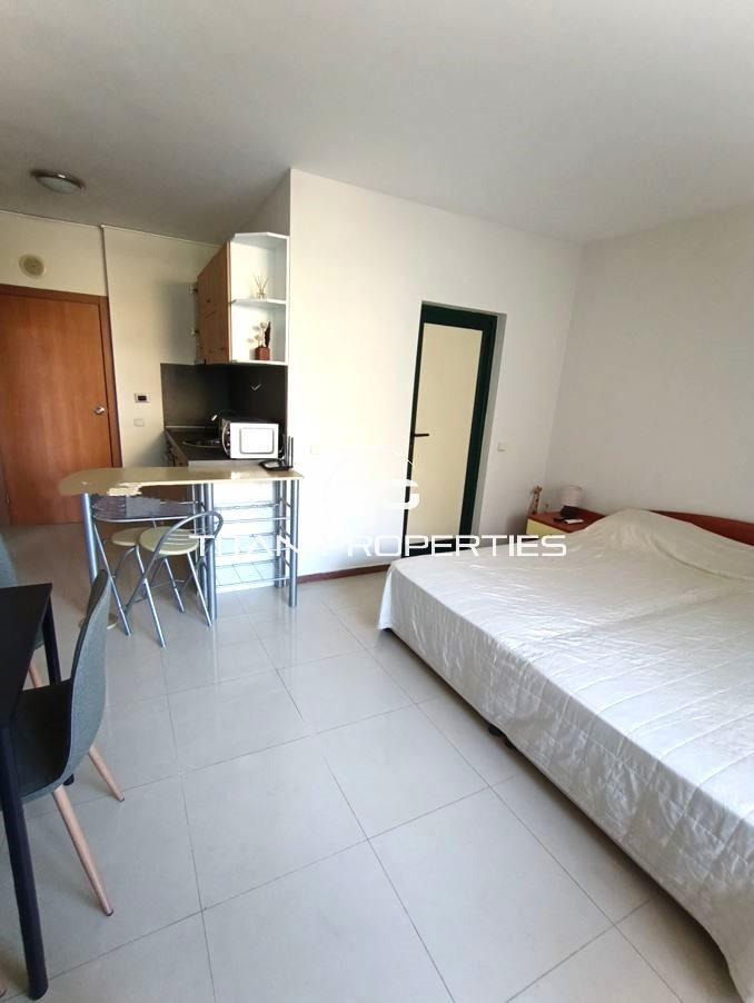 Дава под наем 1-СТАЕН, гр. Варна, к.к. Св.Св. Константин и Елена