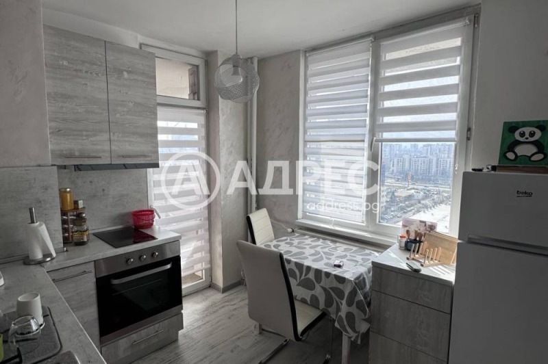 Zu vermieten  1 Schlafzimmer Sofia , Poligona , 70 qm | 83617044 - Bild [4]