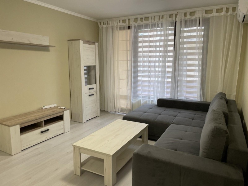 Дава под нем  2-стаен, град Пловдив, Мараша •  450 EUR • ID 90550505 — holmes.bg - [1] 