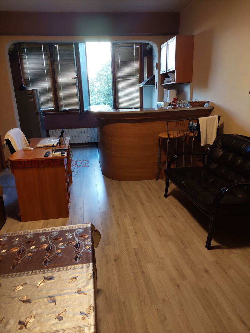 Дава под наем  3-стаен град София , Люлин 4 , 84 кв.м | 61784042