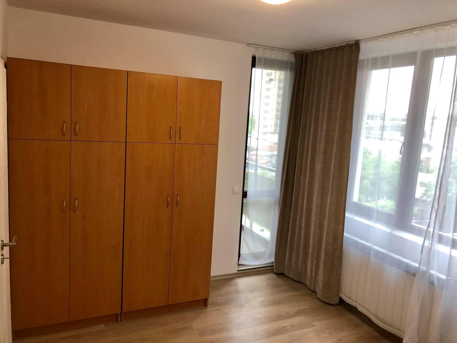 Дава под наем 3-СТАЕН, гр. София, Кръстова вада, снимка 6 - Апартаменти - 55698983