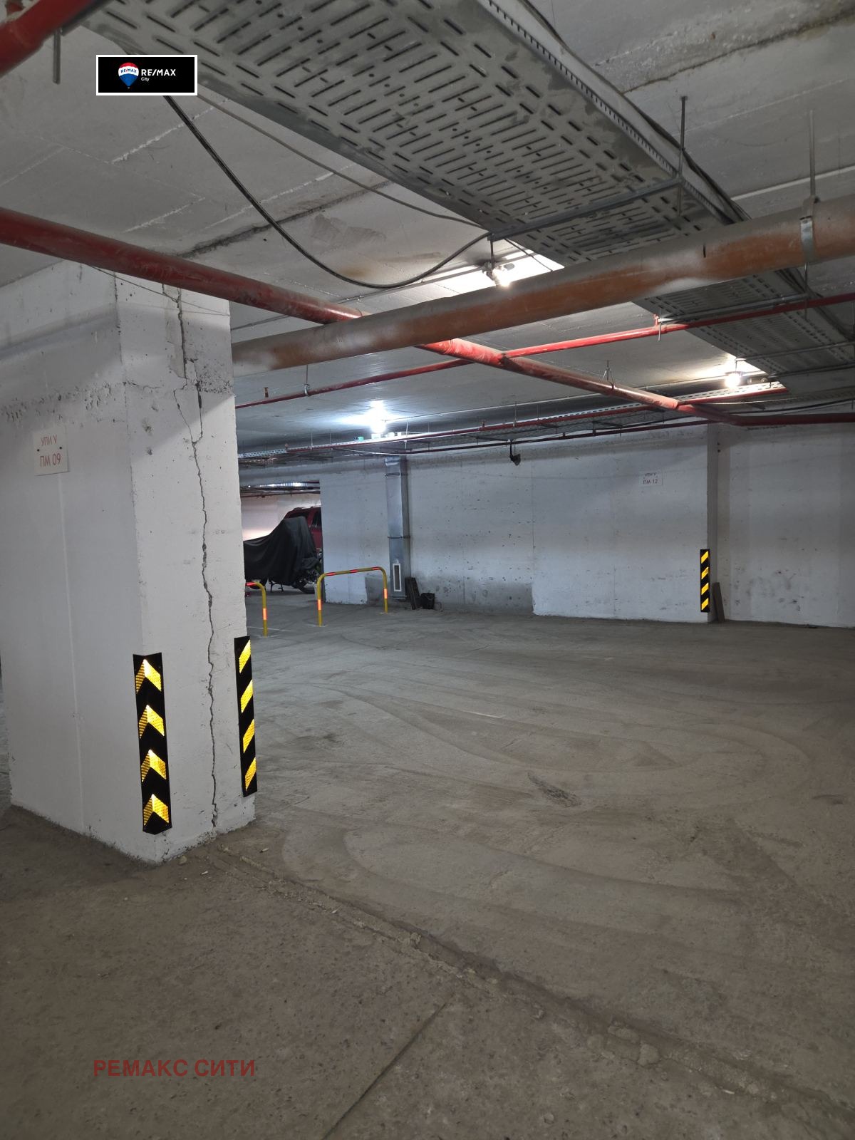 Дава под наем ГАРАЖ, ПАРКОМЯСТО, гр. София, Люлин 2, снимка 4 - Гаражи и паркоместа - 54215926