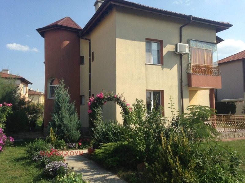 Дава под наем 3-СТАЕН, гр. София, Обеля