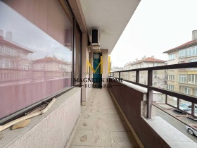 2 bedroom Vazrazhdane, Burgas 6