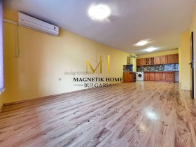 2 bedroom Vazrazhdane, Burgas 1