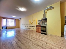 2 bedroom Vazrazhdane, Burgas 14