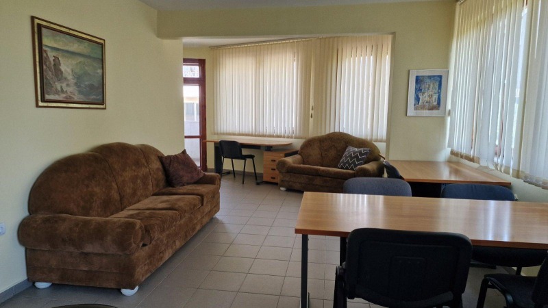 Дава под наем  2-стаен град Пловдив , Кършияка , 65 кв.м | 96618253 - изображение [2]