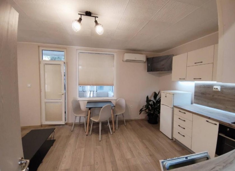 De inchiriat  2 dormitoare Plovdiv , Camenița 1 , 82 mp | 74152917 - imagine [2]