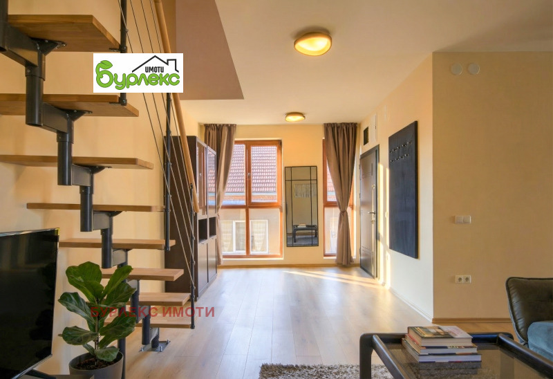 Дава под наем 3-СТАЕН, гр. София, Център, снимка 2 - Апартаменти - 52753486