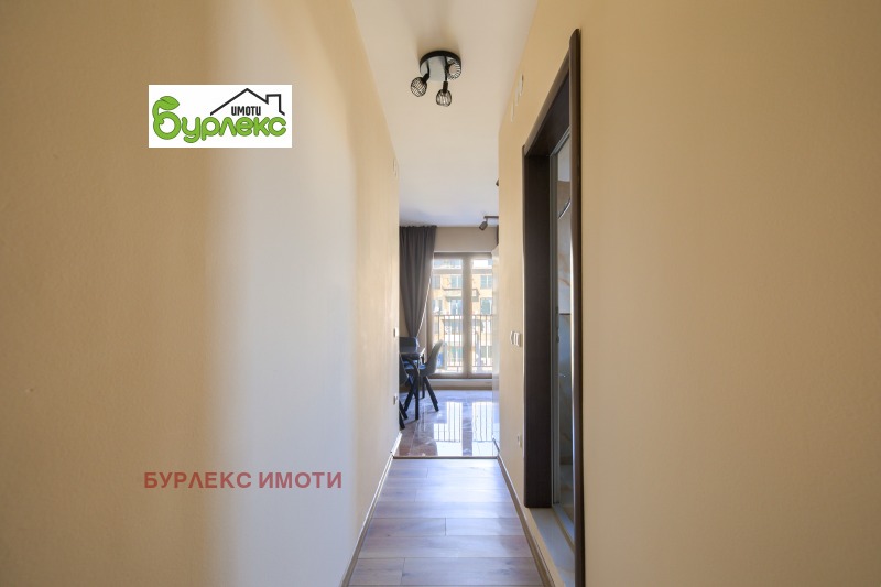 Дава под наем 3-СТАЕН, гр. София, Център, снимка 3 - Апартаменти - 52753486