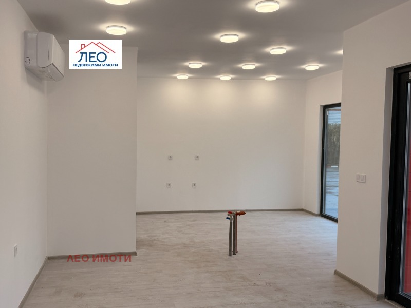 Дава под наем ЗАВЕДЕНИЕ, гр. Севлиево, област Габрово, снимка 9 - Заведения - 52665653