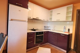 2 slaapkamers Tsentar, Burgas 1