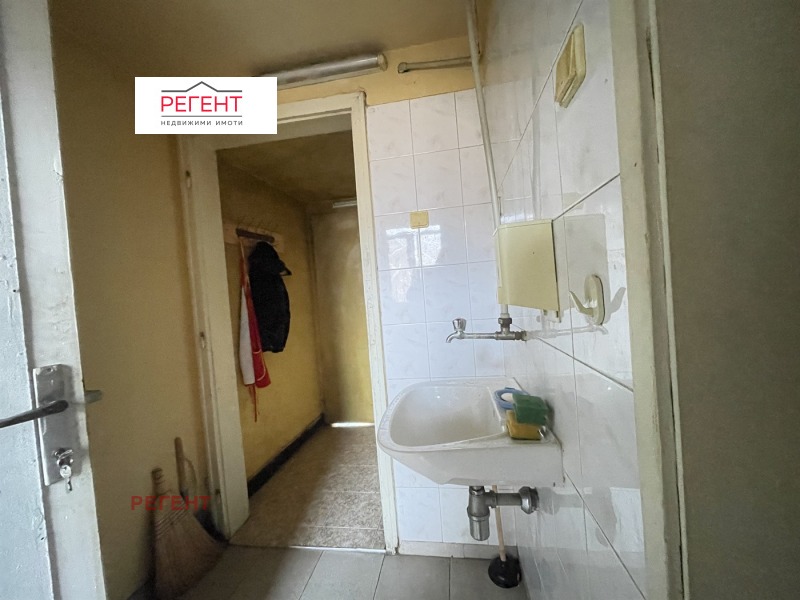 Дава под наем МАГАЗИН, гр. Трявна, област Габрово, снимка 4 - Магазини - 52291722