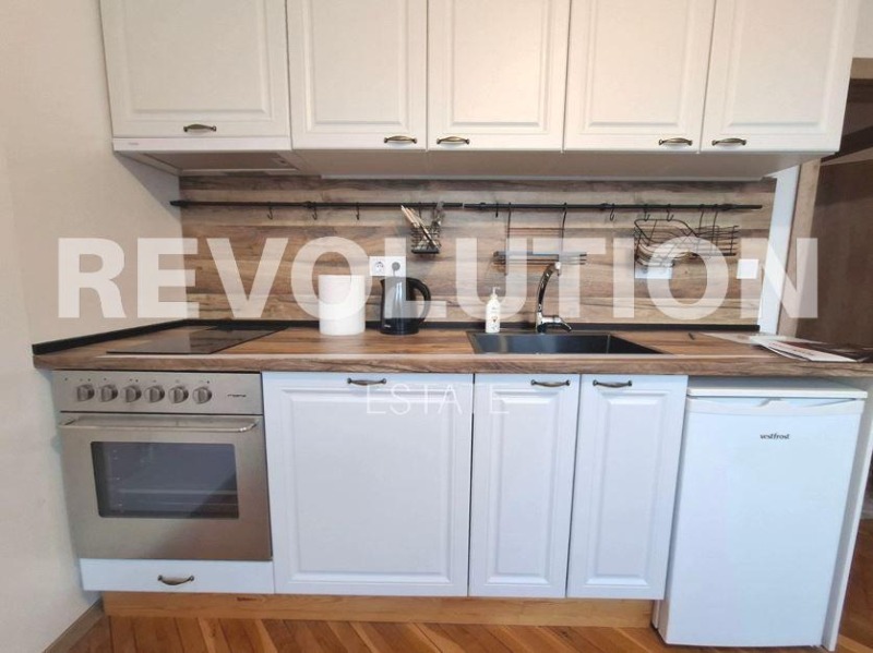 Дава под наем 2-СТАЕН, гр. Варна, Спортна зала, снимка 2 - Апартаменти - 53082431