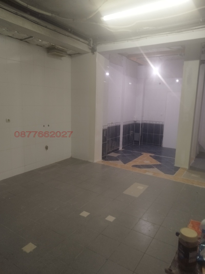 Дава под наем СКЛАД, гр. Пловдив, Индустриална зона - Север, снимка 4 - Складове - 52638243