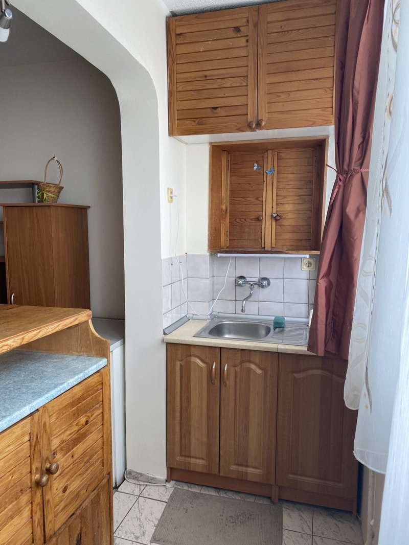 Zu vermieten  1 Schlafzimmer Sofia , Mladost 4 , 48 qm | 68752358