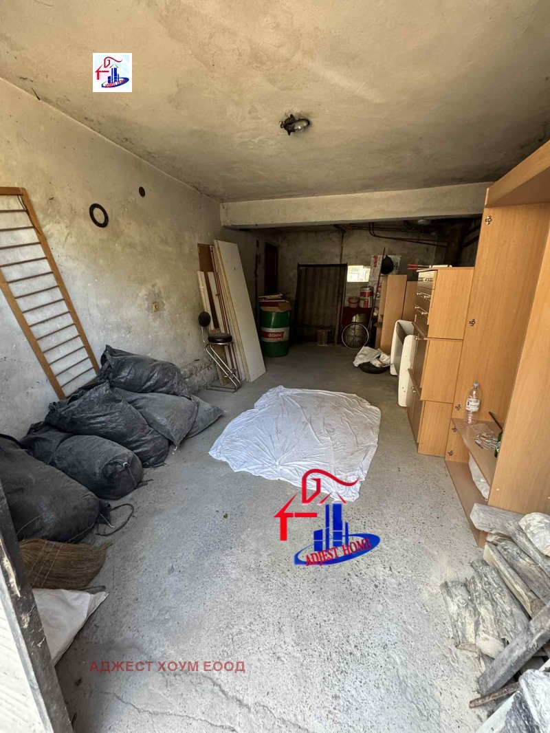 Дава под наем  4-стаен град Шумен , Пазара , 100 кв.м | 15821181 - изображение [12]
