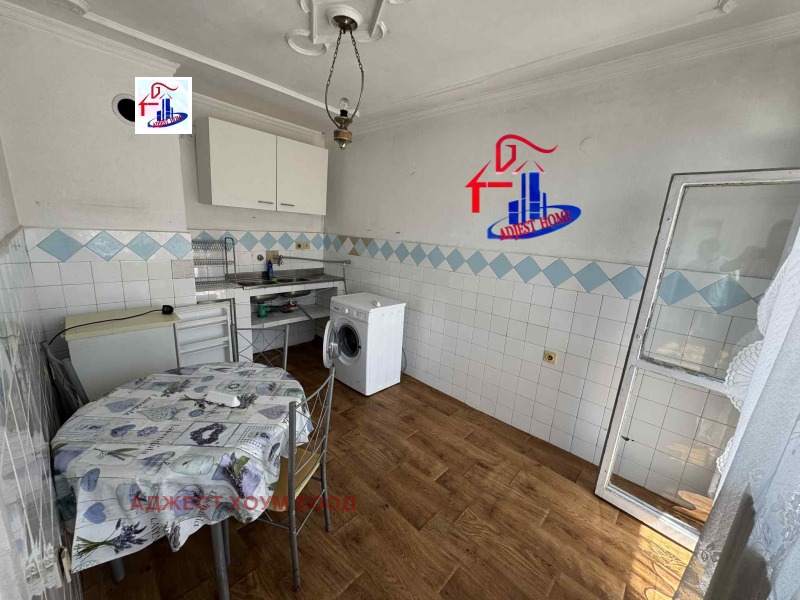 Дава под наем  4-стаен град Шумен , Пазара , 100 кв.м | 15821181 - изображение [6]