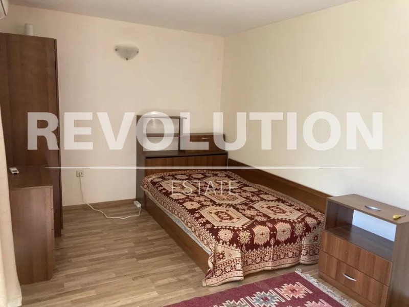 Издаје се  Кућа регион Варна , Приселци , 270 м2 | 27578101 - слика [12]