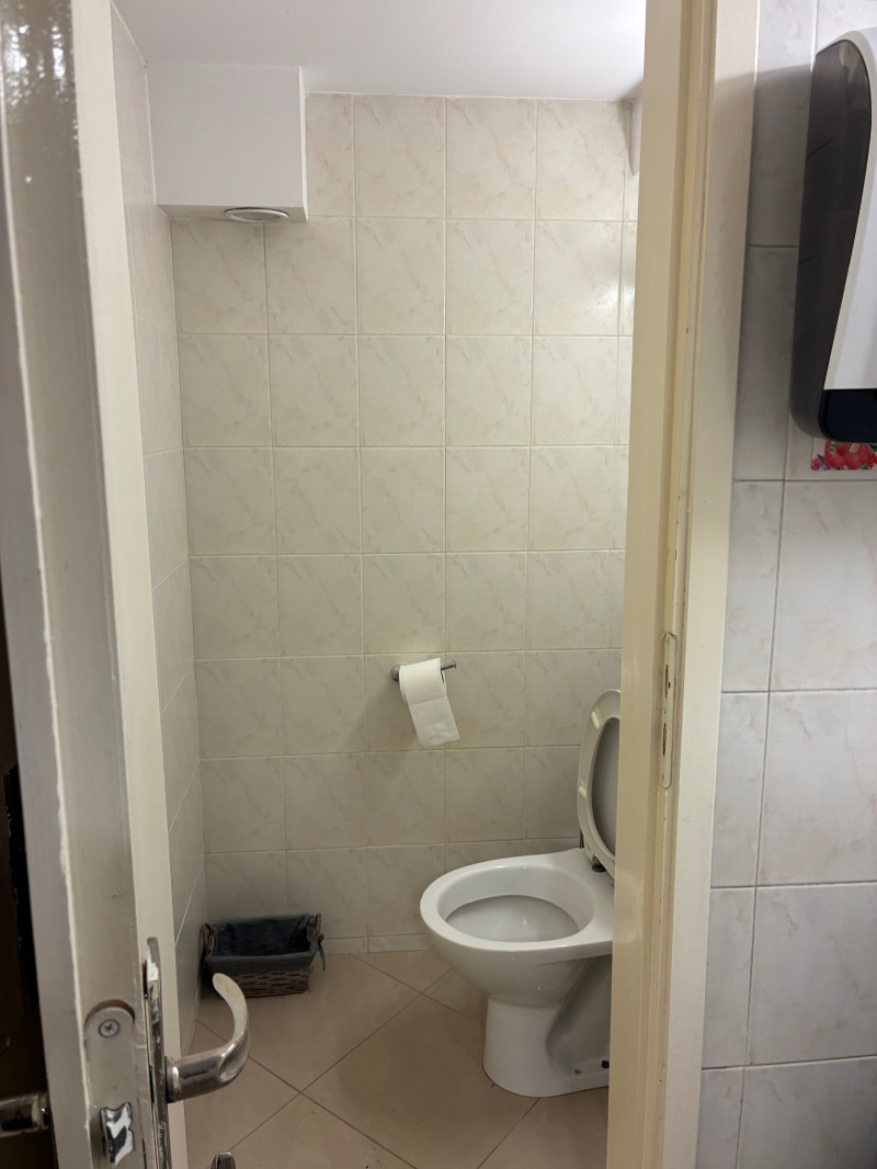 A louer  Boutique Plovdiv , Tsentar , 111 m² | 81146034 - image [4]