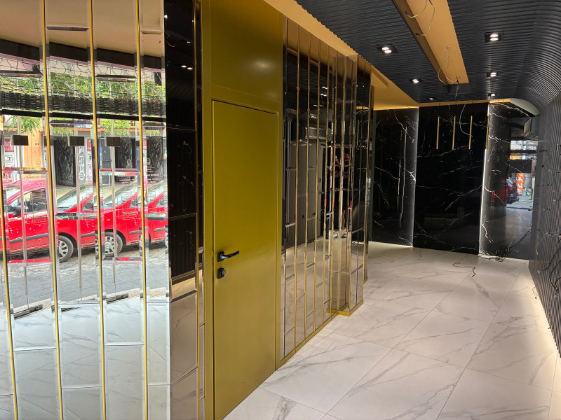 A louer  Boutique Plovdiv , Tsentar , 111 m² | 81146034 - image [2]