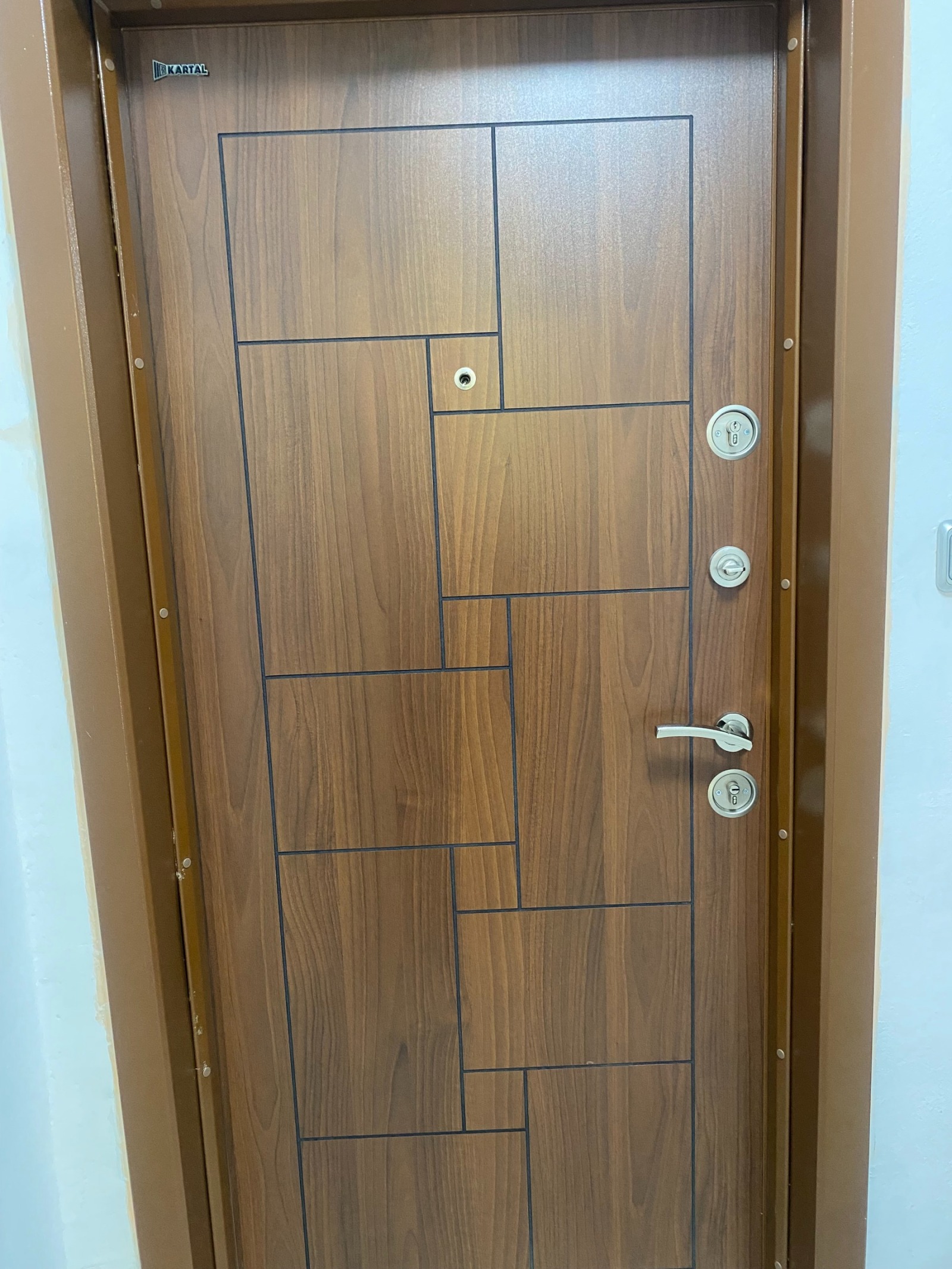 Дава под наем 2-СТАЕН, гр. София, Белите брези, снимка 2 - Апартаменти - 54565666