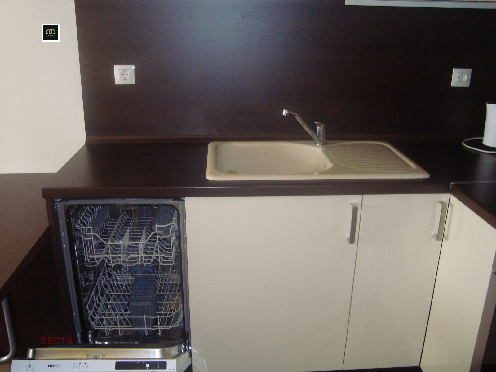 Дава под наем 2-СТАЕН, гр. Балчик, област Добрич, снимка 10 - Апартаменти - 53701304