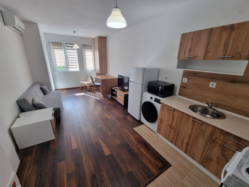 Дава под нем  2-стаен, град София, м-т Гърдова глава •  600 EUR • ID 36273280 — holmes.bg - [1] 