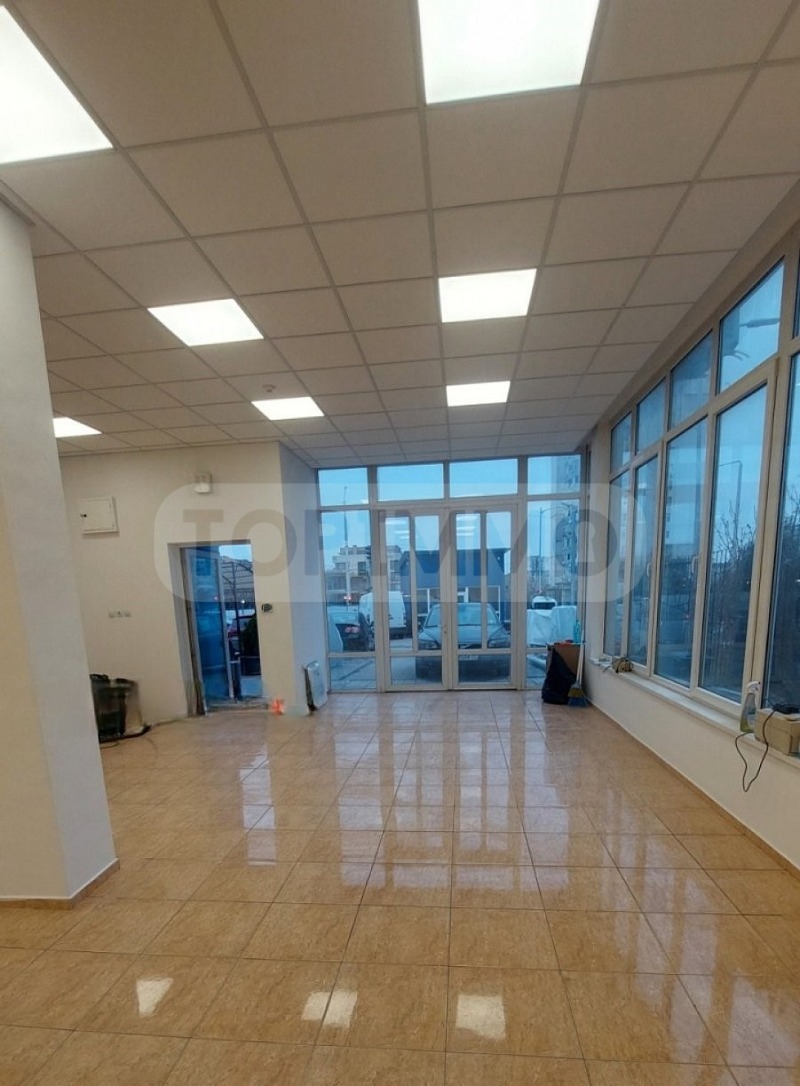 Дава под наем ОФИС, гр. Варна, Възраждане 4, снимка 2 - Офиси - 53227478