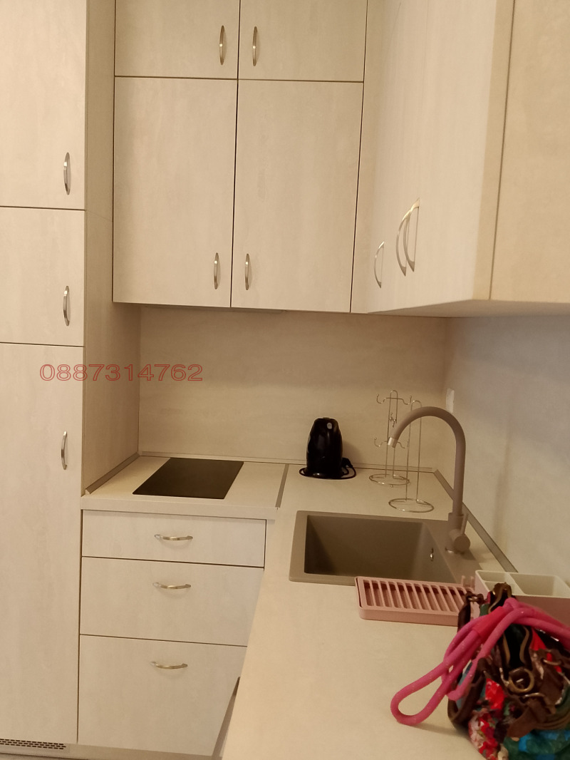 Дава под Наем 1-СТАЕН в град Варна, м-т Ален мак - 40 кв.м / 250 € » 488.96 лв.