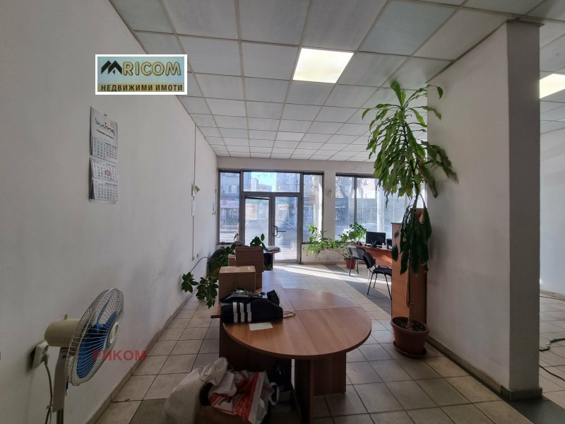 Дава под наем ОФИС, гр. Плевен, Идеален център