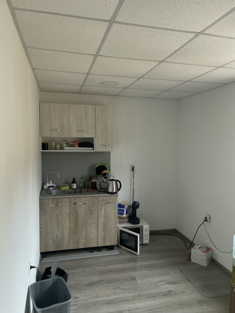 Vuokrattavana  Teollisuusrakennus Gabrovo , Promišlena zona , 800 neliömetriä | 83616371 - kuva [5]