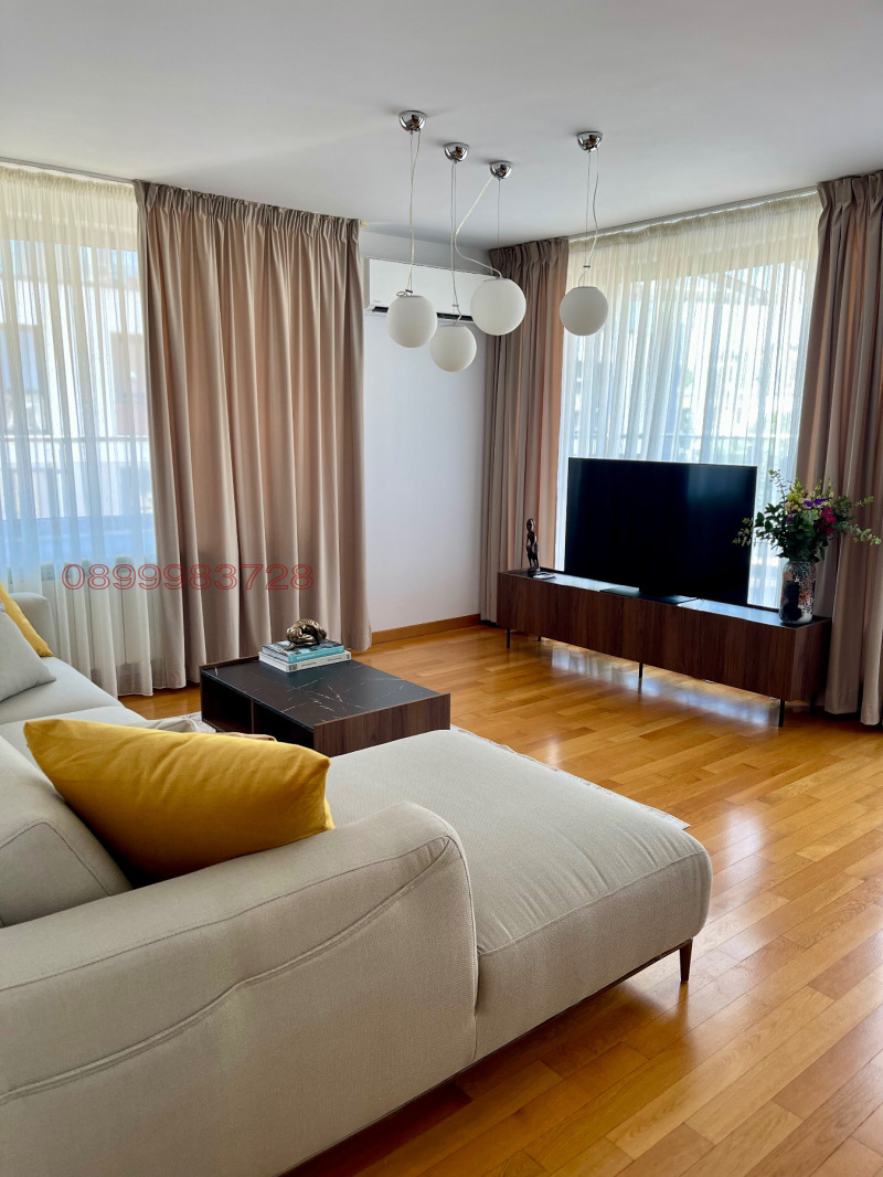 Издаје се  2 спаваће собе Софија , Манастирски ливади , 120 м2 | 12225964