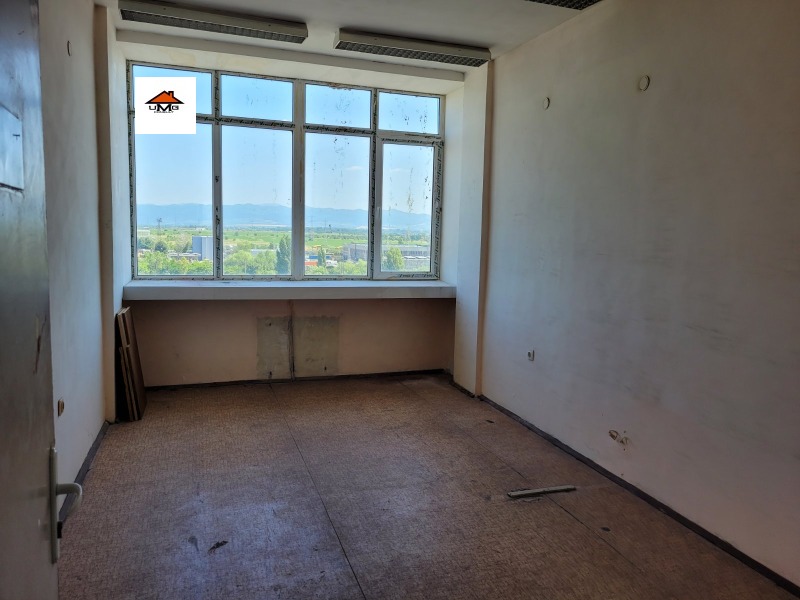Do wynajęcia  Biuro Sofia , Woenna rampa , 388 mkw | 49017043 - obraz [8]